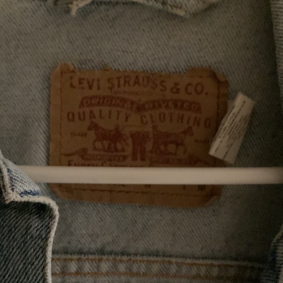 Vintage 1980’s Levi Jean Jacket sz Medium - Picture 3 of 3